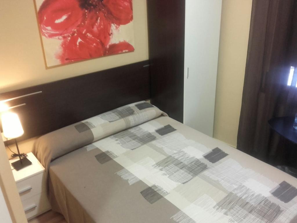 Pension Avenida Vilafranca del Penedès Chambre photo