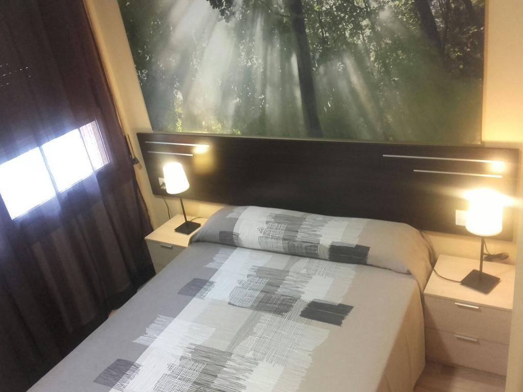 Pension Avenida Vilafranca del Penedès Chambre photo